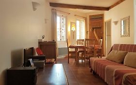 Appartement de charme à 50m de la plage de sable